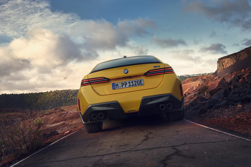 BMW M Performance G90 / G99 M5 Carbon Rear Diffuser Set